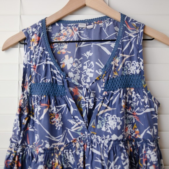 Melrose and Market Blue‎ Floral Babydoll Top XS Sleeveless Boho Cottagecore - Picture 3 of 7